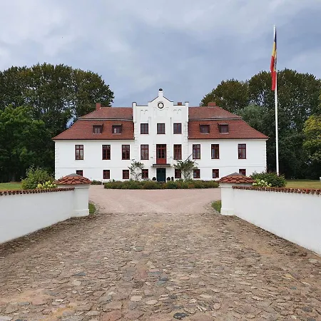 Nahe Ostsee Kuehlungsborn דירה